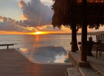 Villa Haweri Surf View Villa on Sumba, Infinity Pool